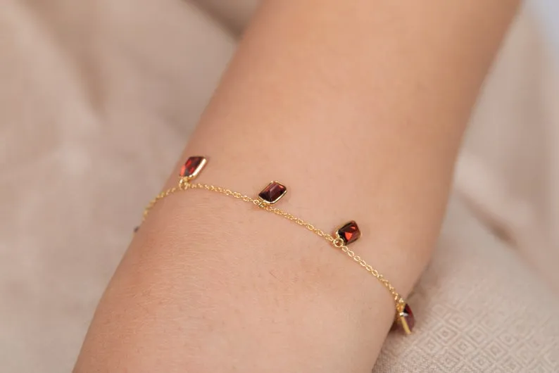 18K Natural Garnet Bracelet