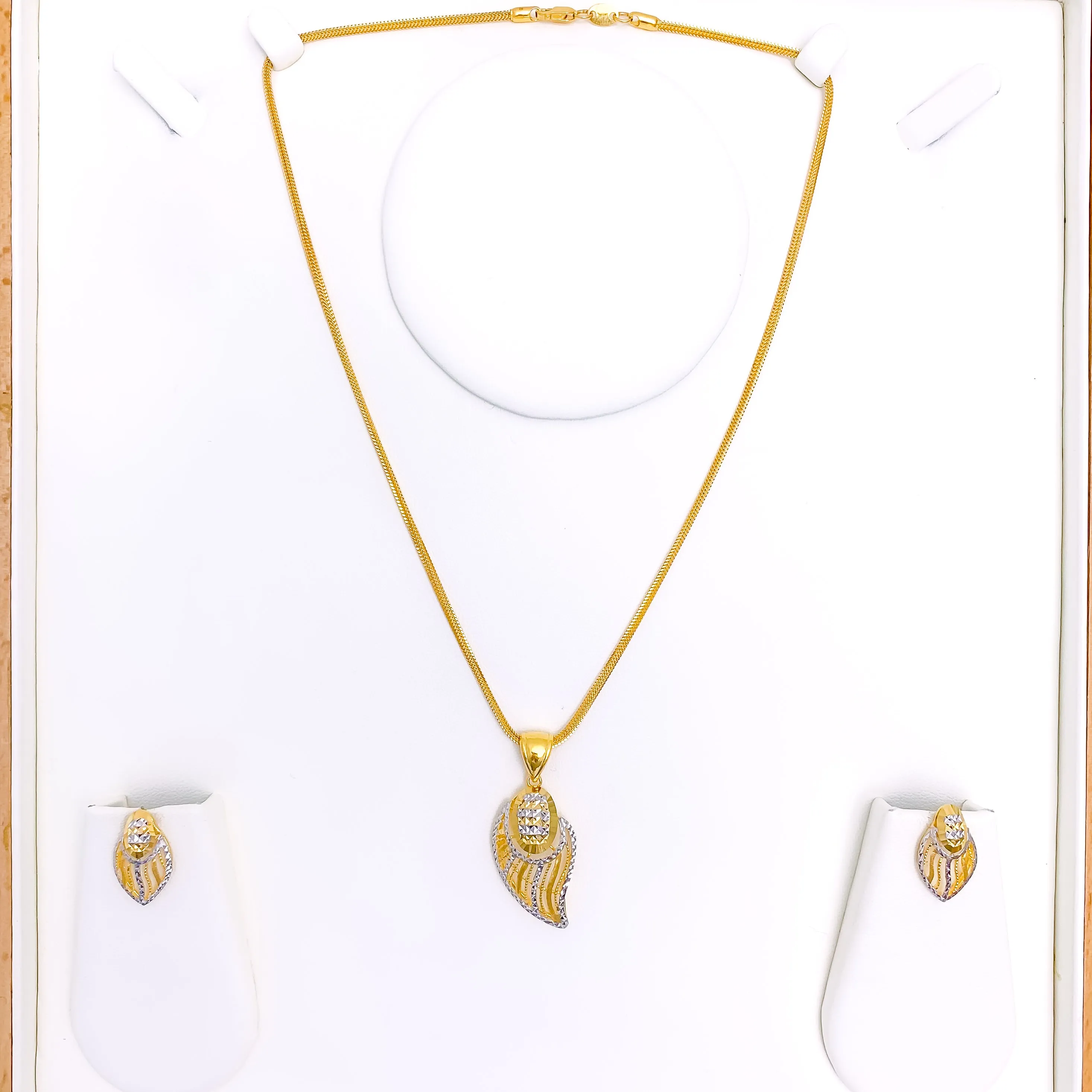 Asymmetrical Two-Tone Pendant Set