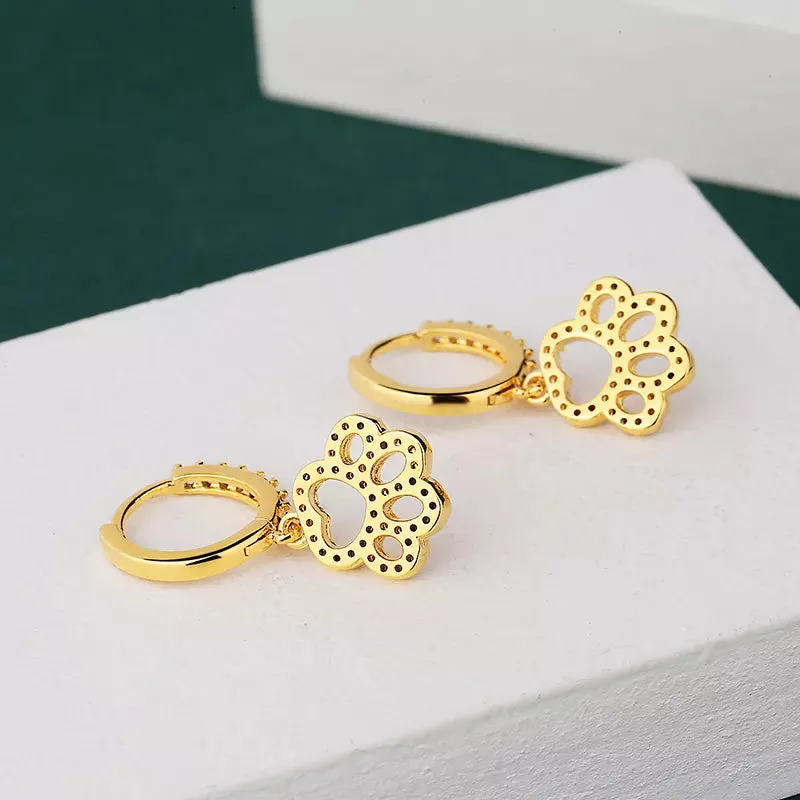 Glamorous Dangling Cat Paw Earrings (18K Gold Plated)