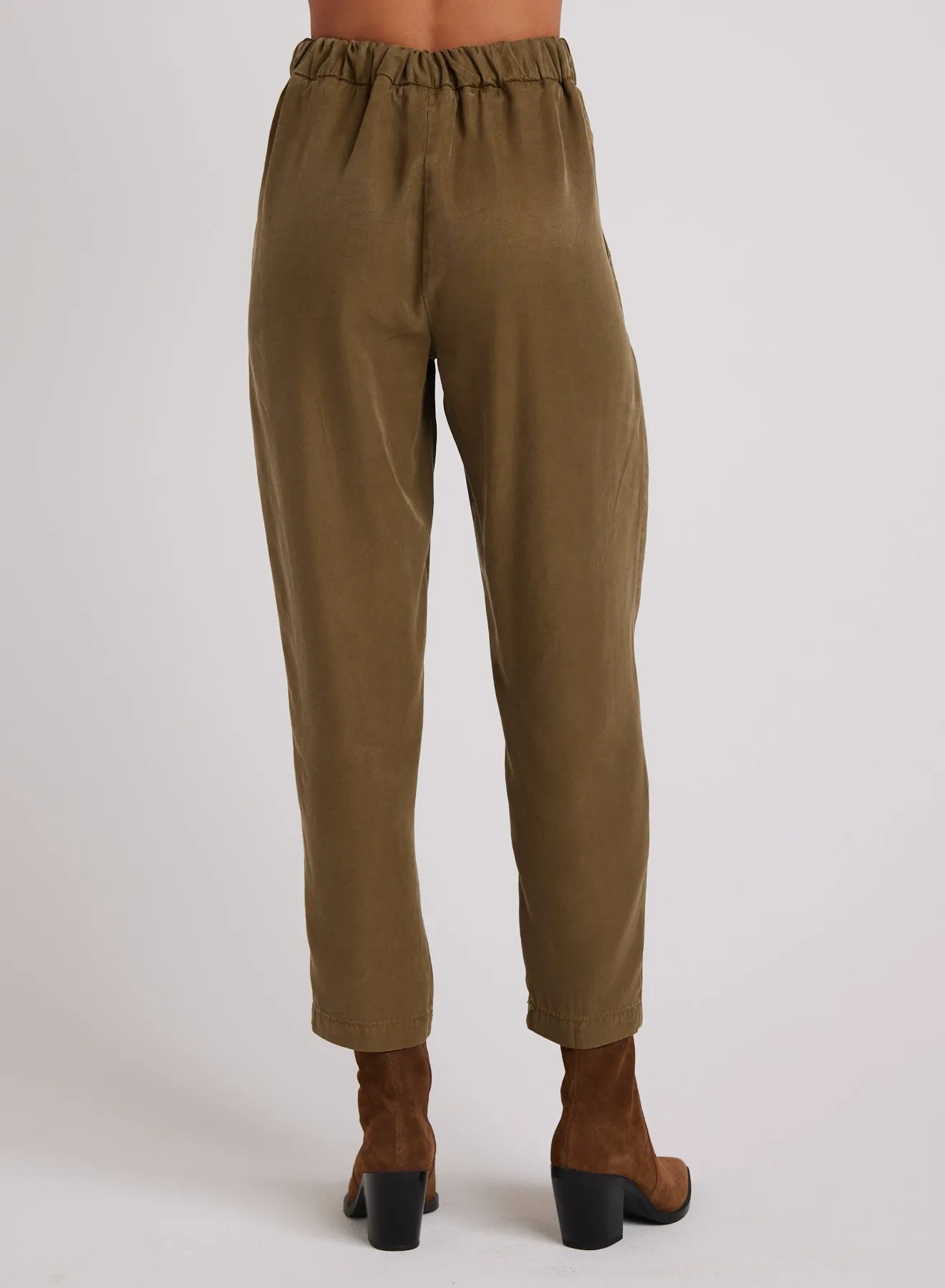 Nico Clean Waist Slouchy Trouser - Basil Green